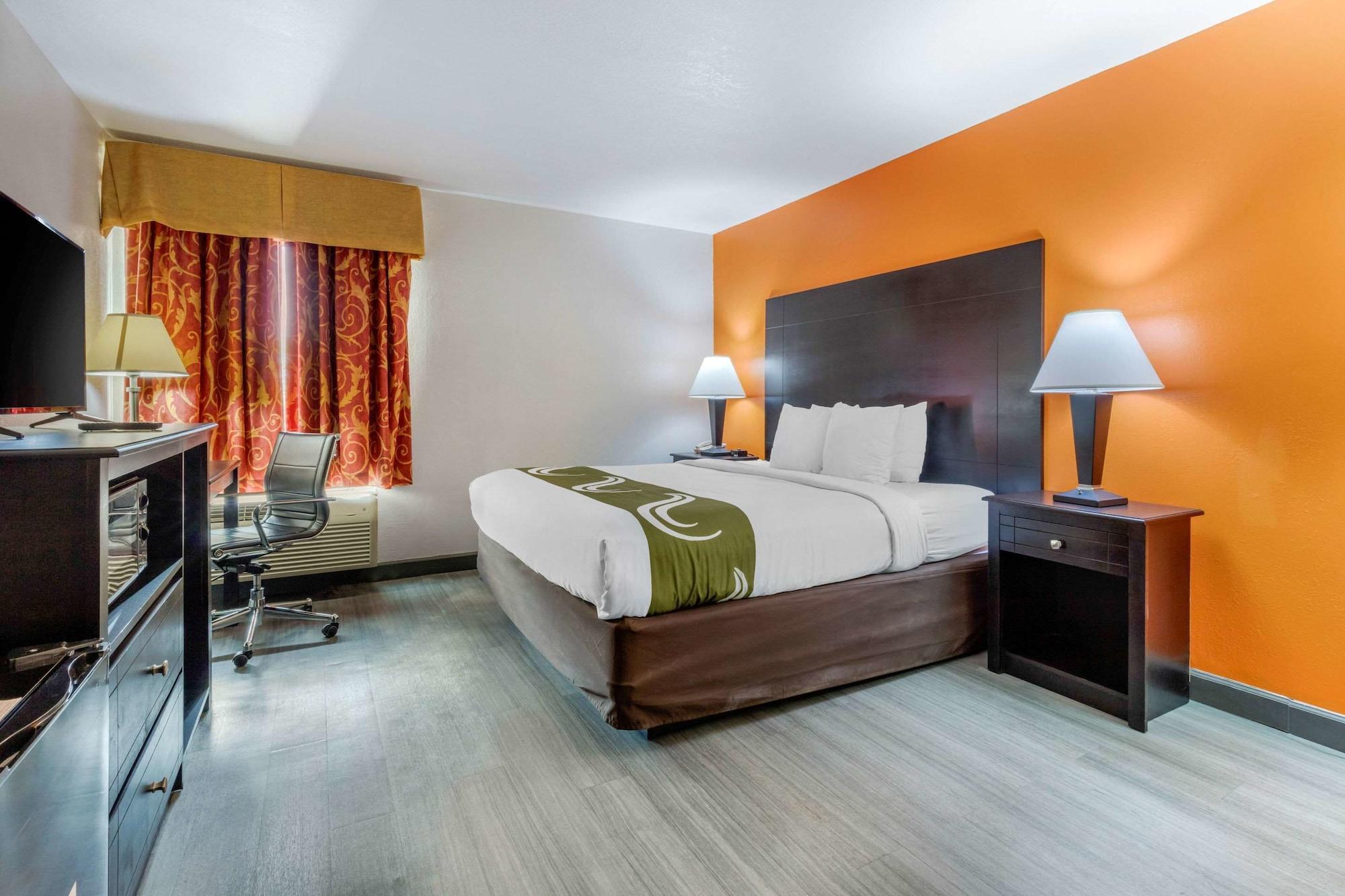 Quality Inn Auburn Campus Area I-85 Exteriör bild